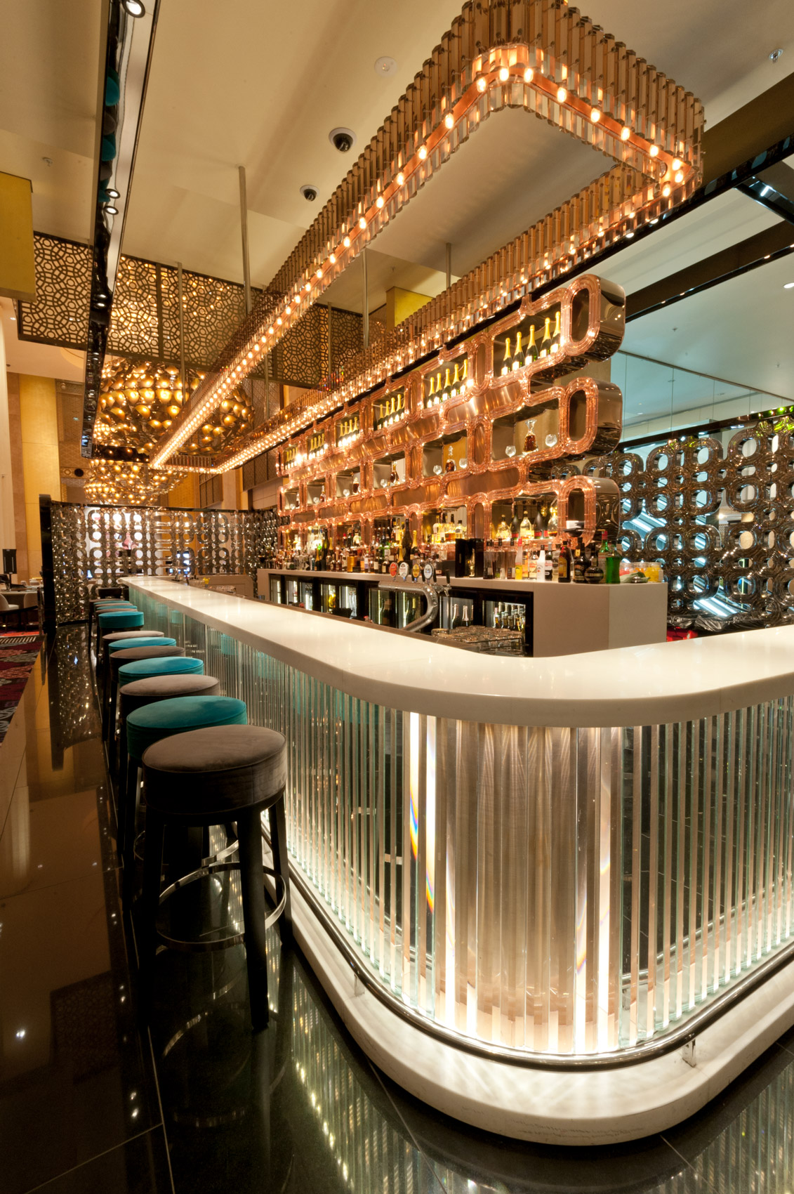 CLD Atrium Bar 06