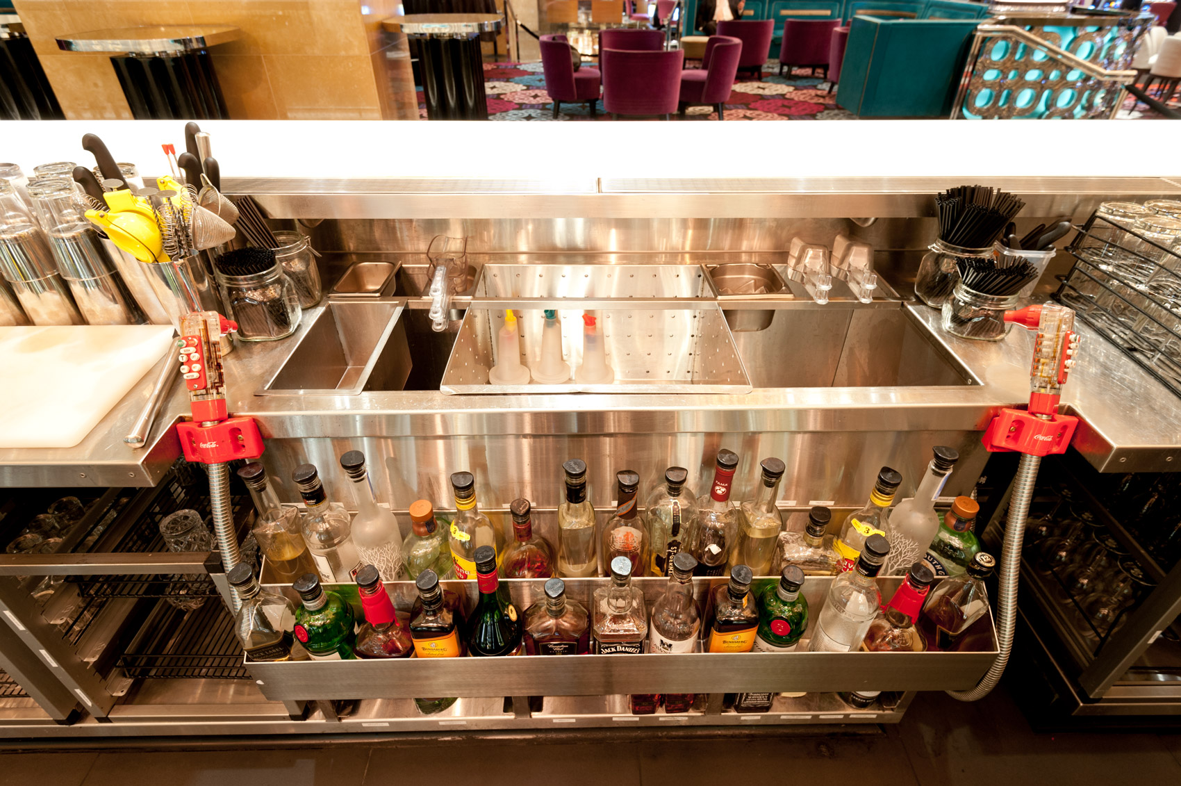 CLD Atrium Bar 15