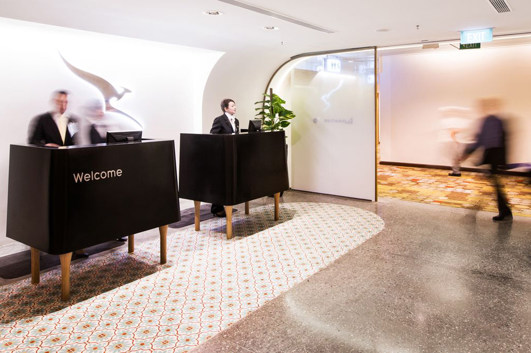 Qantas Sin Lounge Entrance
